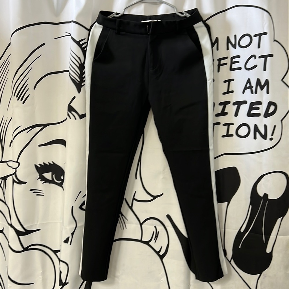 Black/white stripe business casual pant